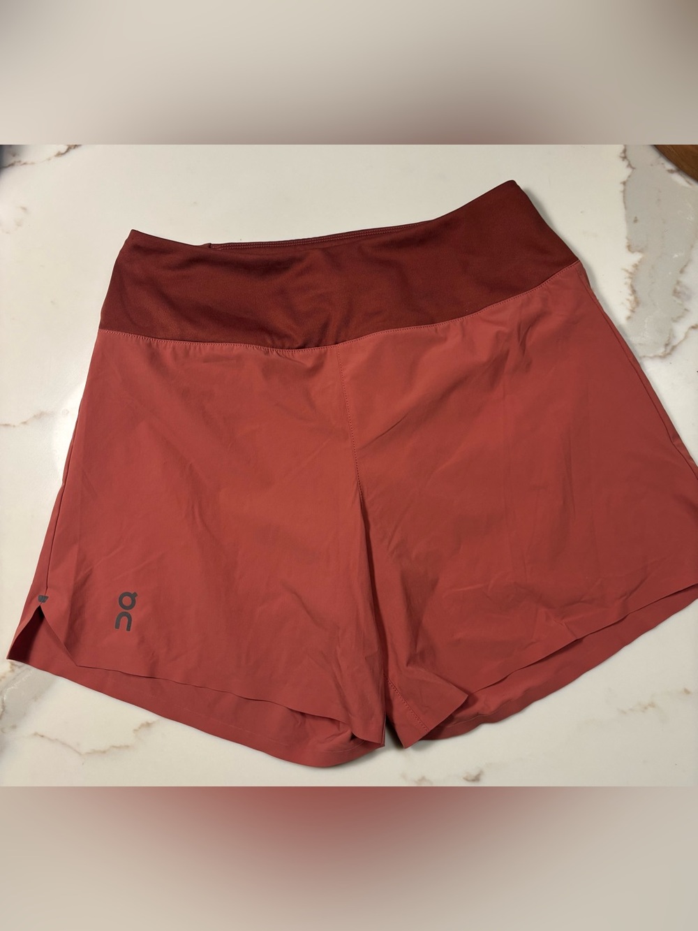On Running 5” Auburn/Ruby Shorts